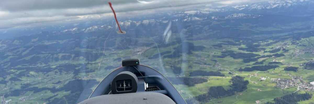 Verortung via Georeferenzierung der Kamera: Aufgenommen in der Nähe von Lindau, 88, Deutschland in 2200 Meter